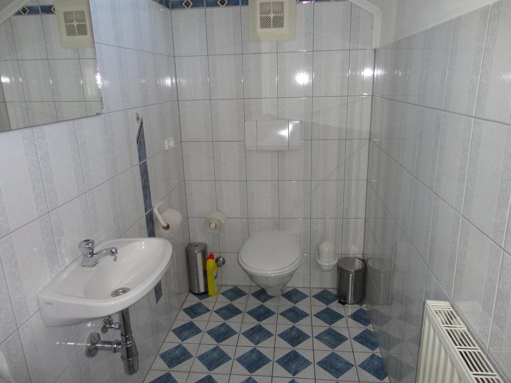 Panoramablickhotel - Lakeview Apartments Annenheim Phòng bức ảnh