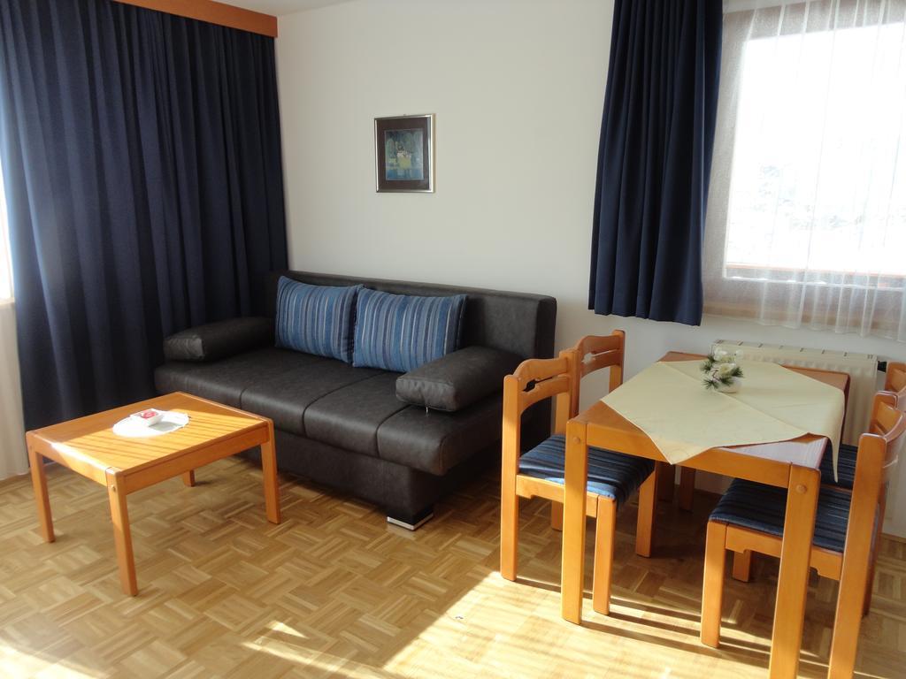 Panoramablickhotel - Lakeview Apartments Annenheim Ngoại thất bức ảnh