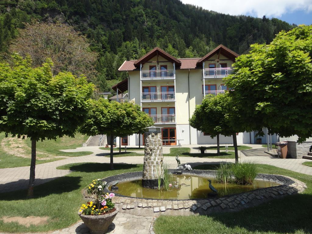 Panoramablickhotel - Lakeview Apartments Annenheim Ngoại thất bức ảnh