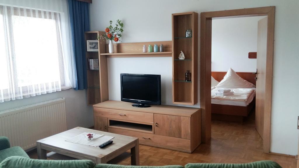 Panoramablickhotel - Lakeview Apartments Annenheim Ngoại thất bức ảnh