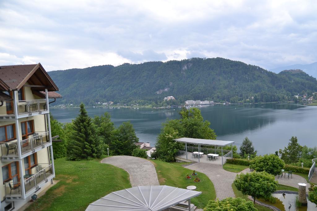 Panoramablickhotel - Lakeview Apartments Annenheim Ngoại thất bức ảnh